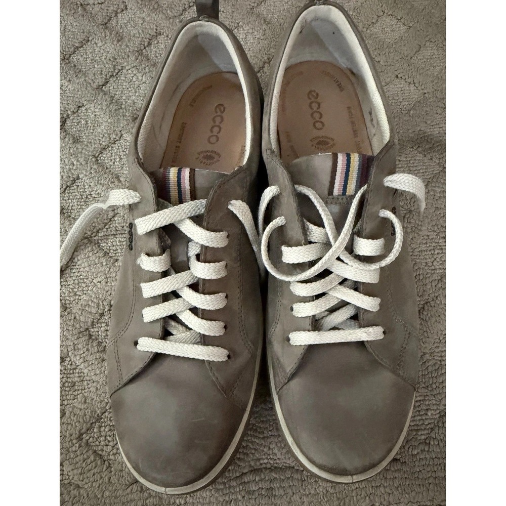 ECCO Womens Warm Grey Suede w rainbow stripe Casual Sneakers Size 42 eu/11 us